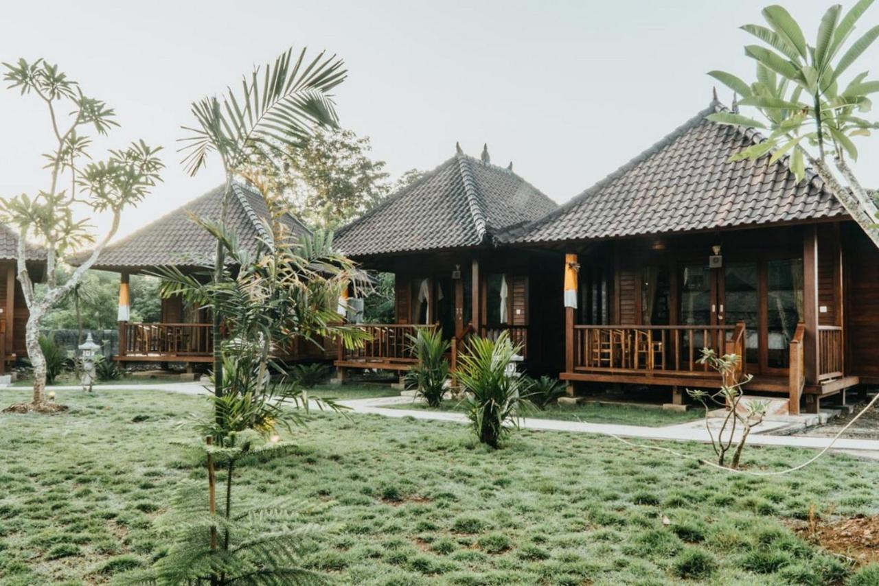 Taman Tirta Villas Lembongan Esterno foto