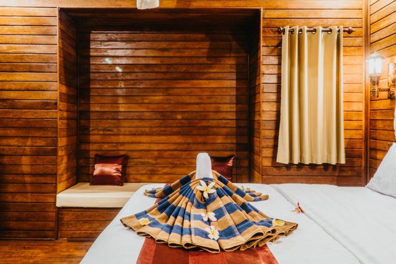 Taman Tirta Villas Lembongan Esterno foto