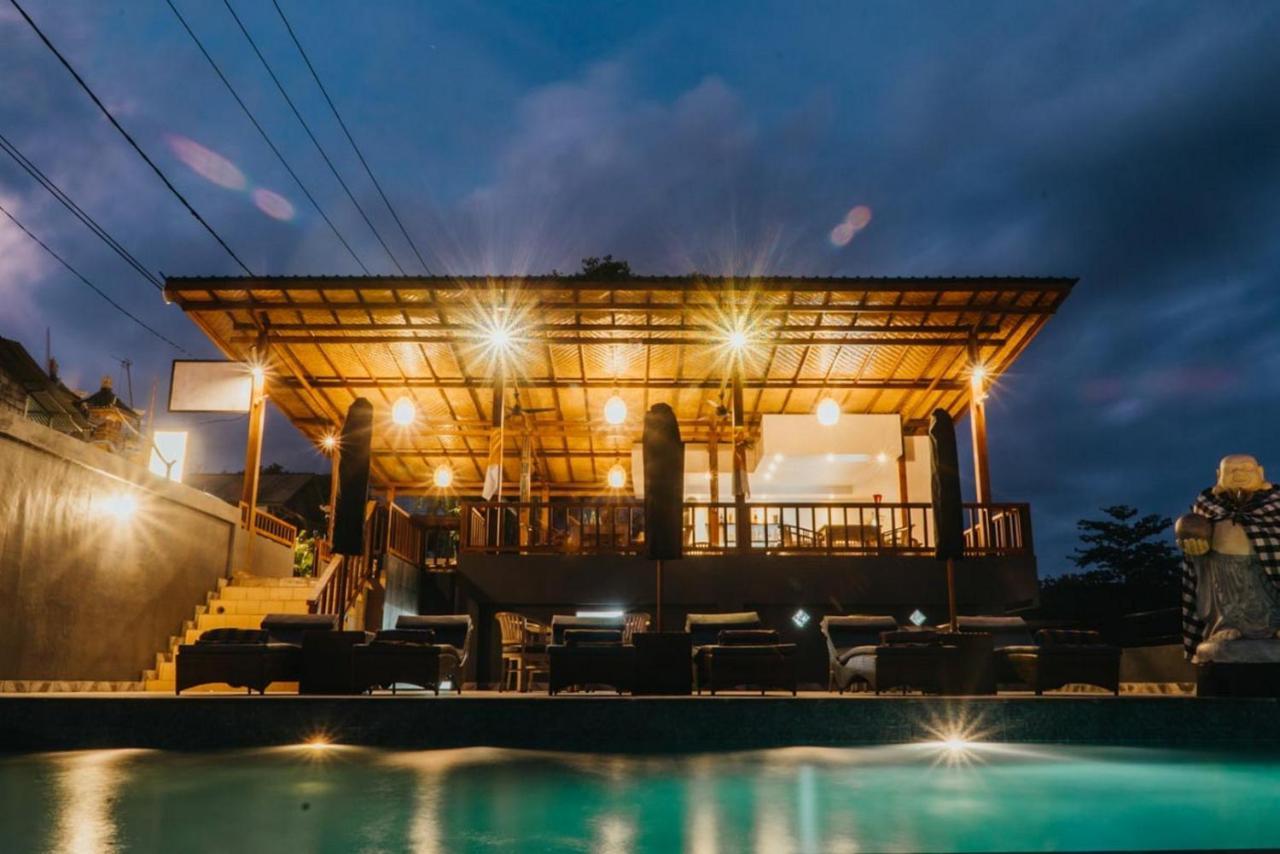Taman Tirta Villas Lembongan Esterno foto