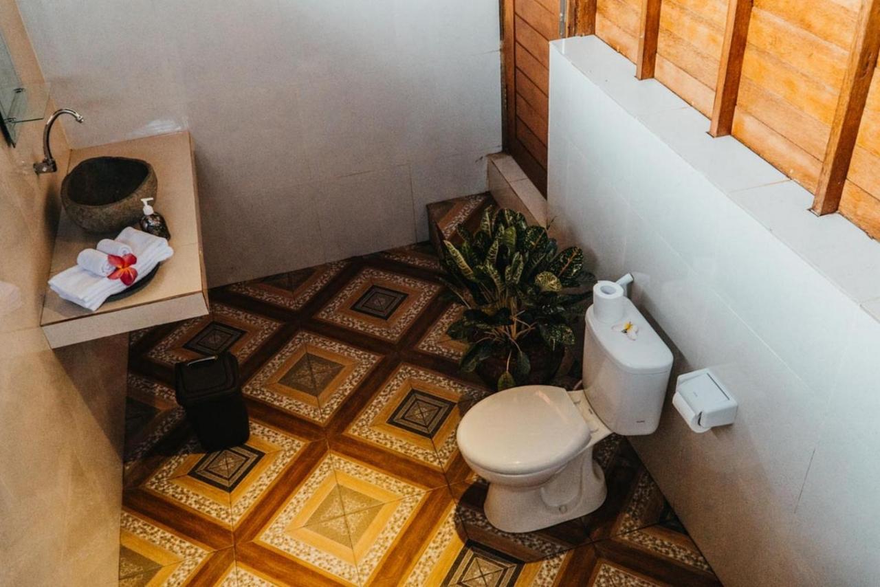Taman Tirta Villas Lembongan Esterno foto